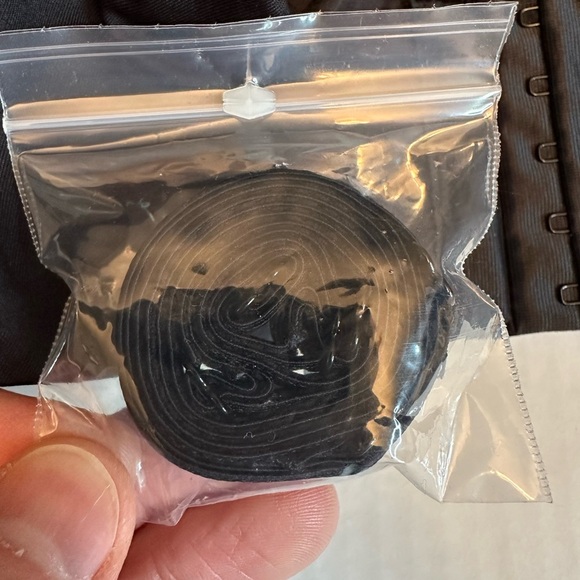 NWT Maidenform SN0004 Black Full Coverage Strapless Bra Size 38 DDD - Picture 4 of 11